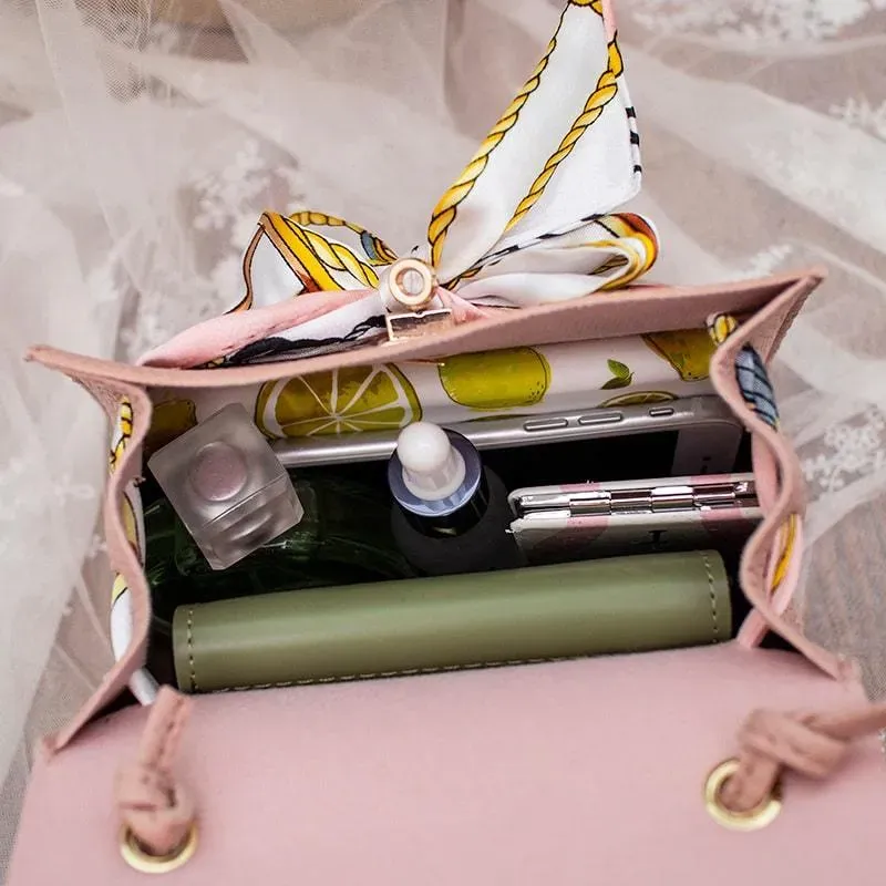 327HB1875_115601.webp Women Fashion Ribbon Bow Decoration Crossbody Bag - Image 5