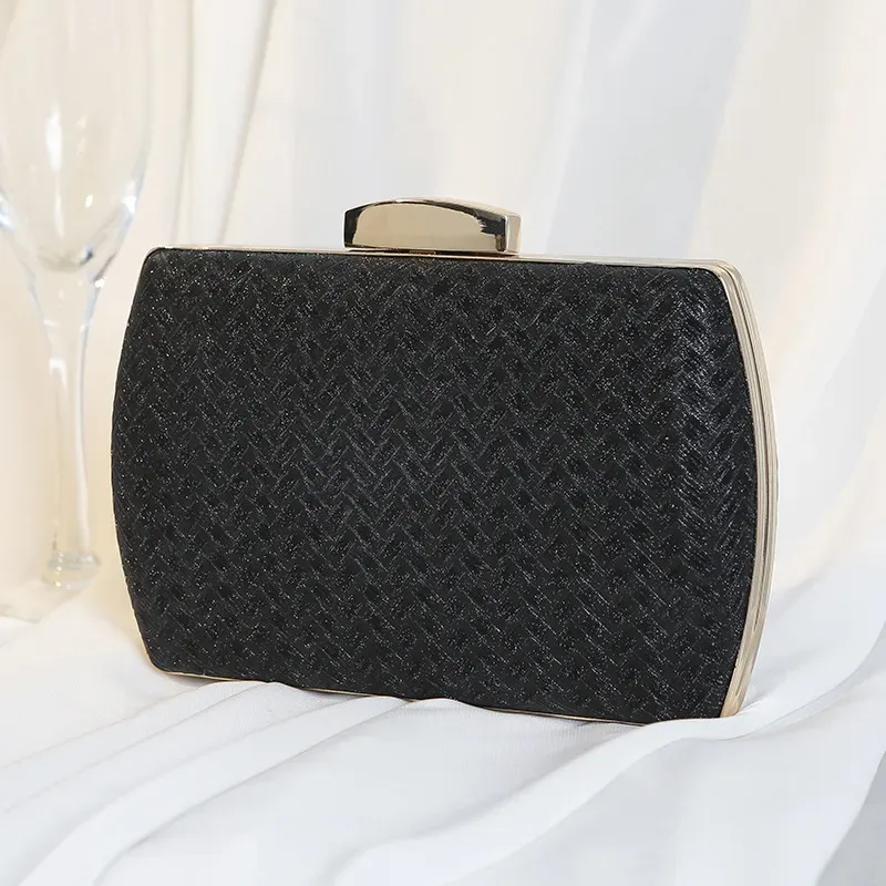 T1035E2353_116937.webp Women Vintage Braided Buckle Design Square Evening Bag - Image 7