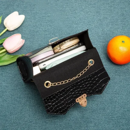 Women Fashion Crocodile Pattern Crossbody Bag - Image 4
